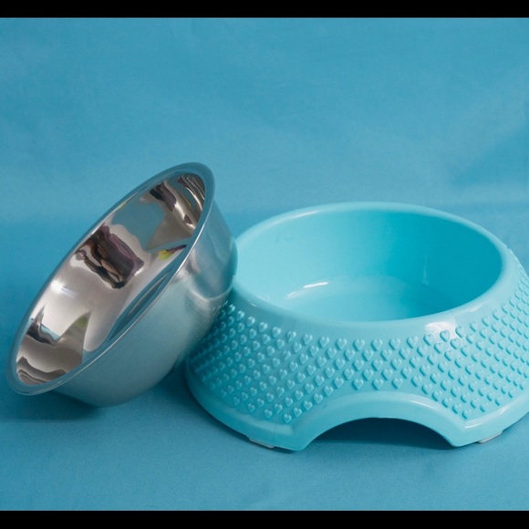 Brand new dog bowls - Picture 2 of 2